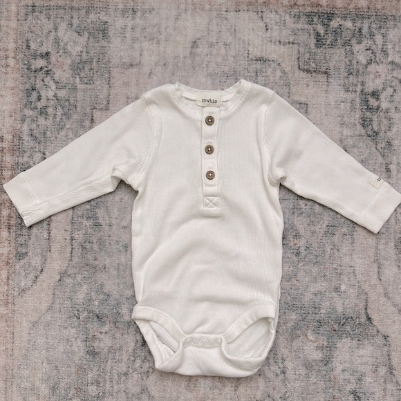 NEWBIE henley style long sleeved bodysuit - Picture 2 of 3